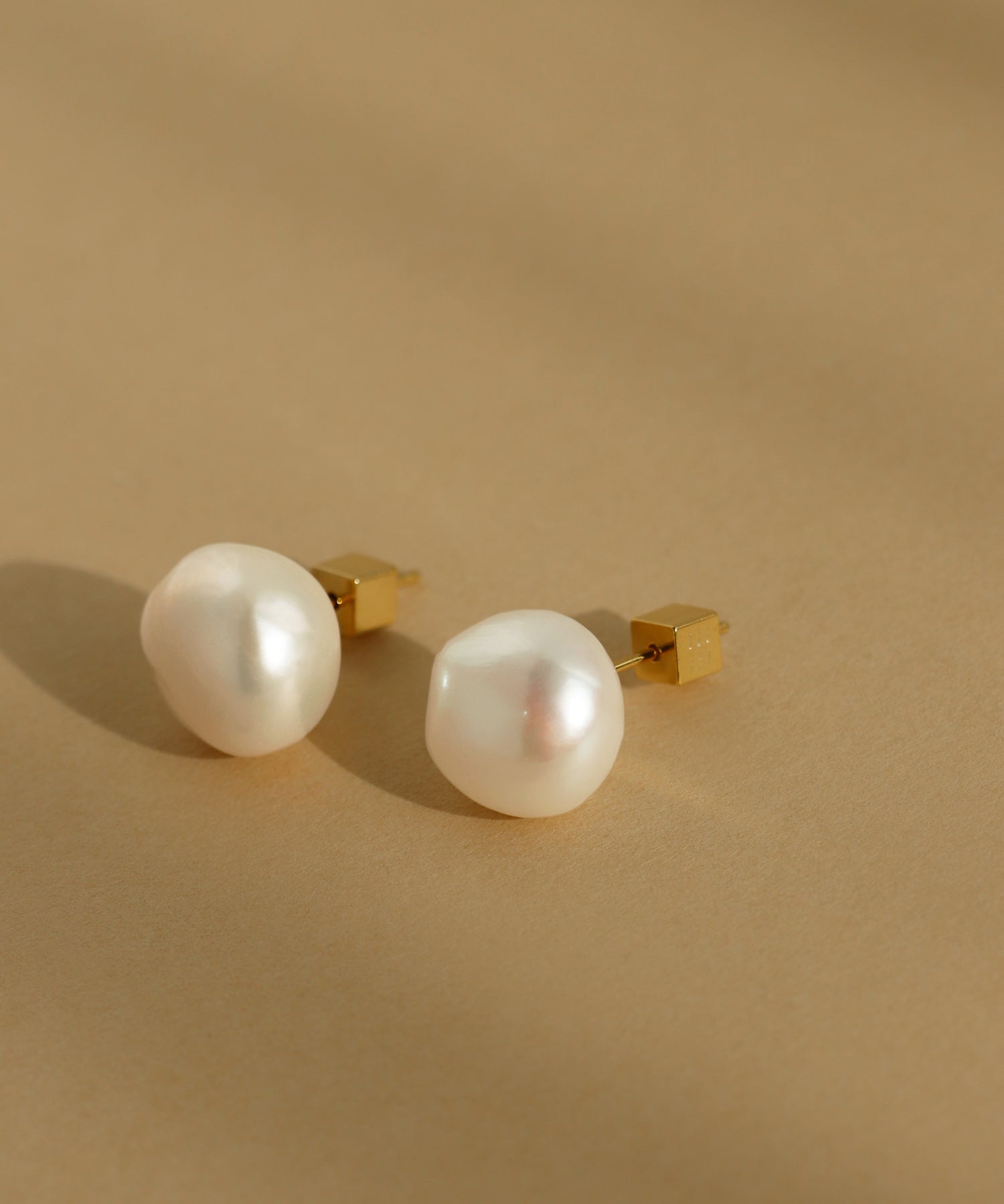 mimi33】淡水パールピアス[Ownideal]｜SANPO ONLINE(サンポーオンライン)