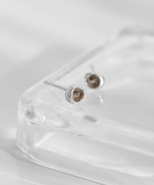 メタルフレーム天然石ピアス[silver925]