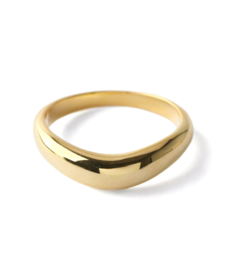 Plump wavy metal ring