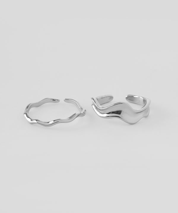 レザー調でシックにまとめる秋冬のヘアアレンジ動画 6