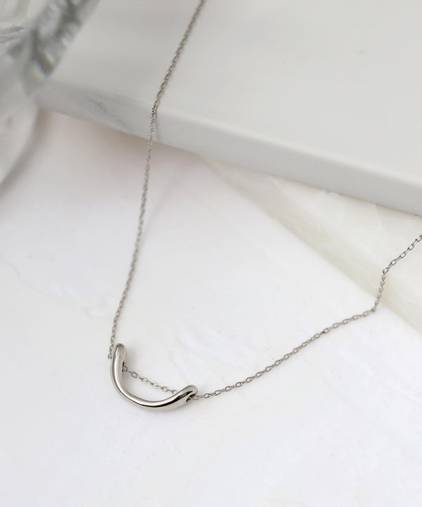 curved metal necklace