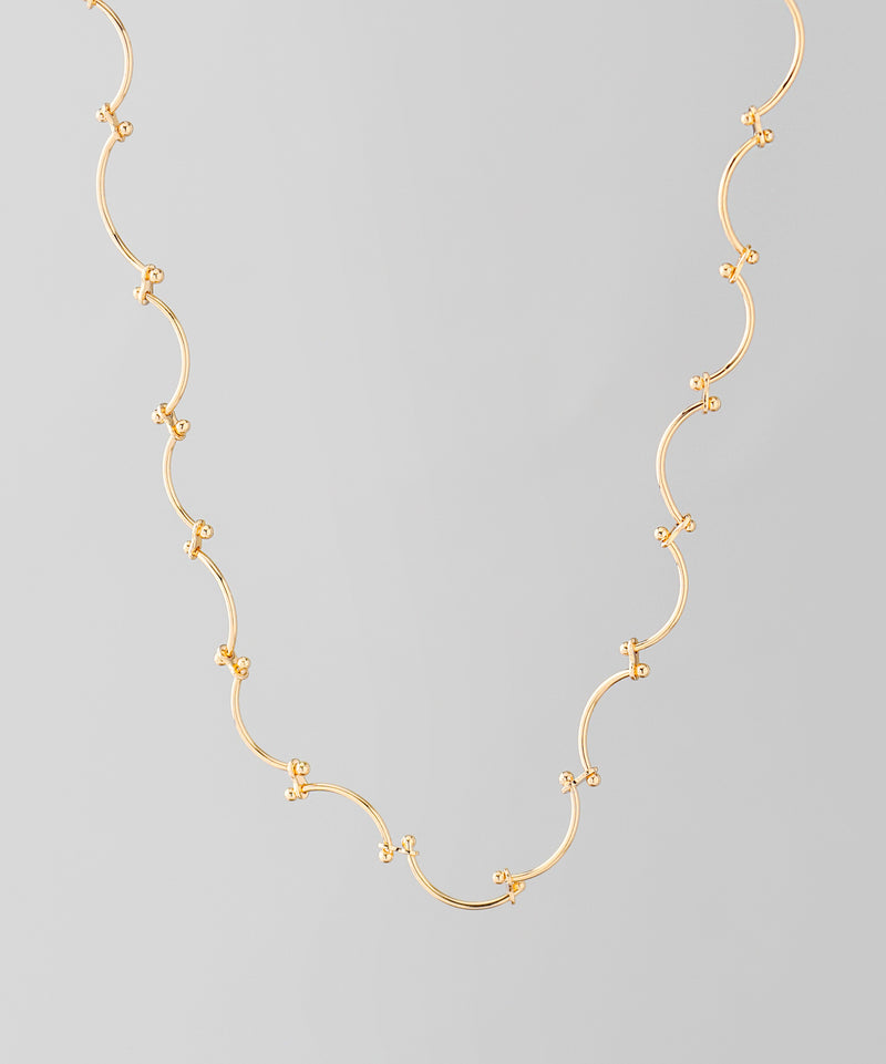 カールチェーンネックレス