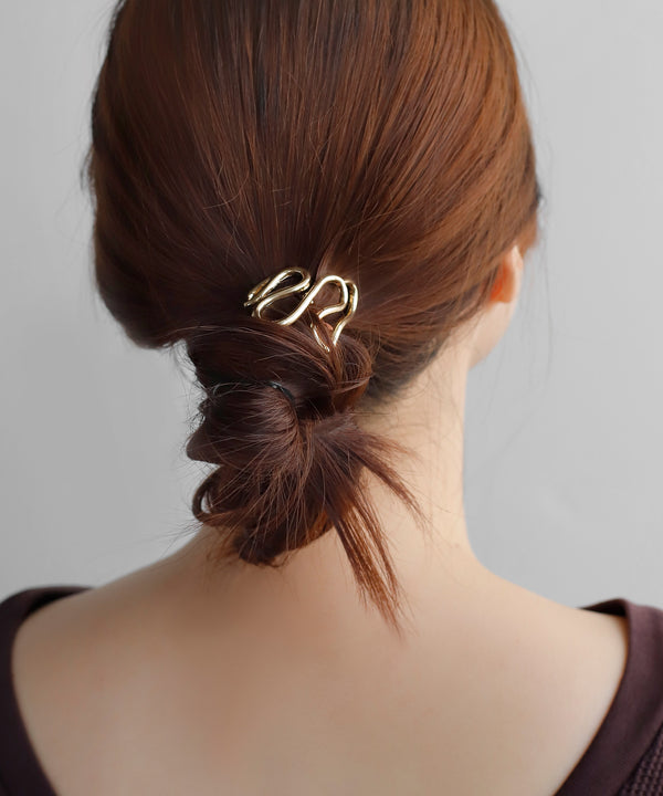 Wave Metal Pony Hook