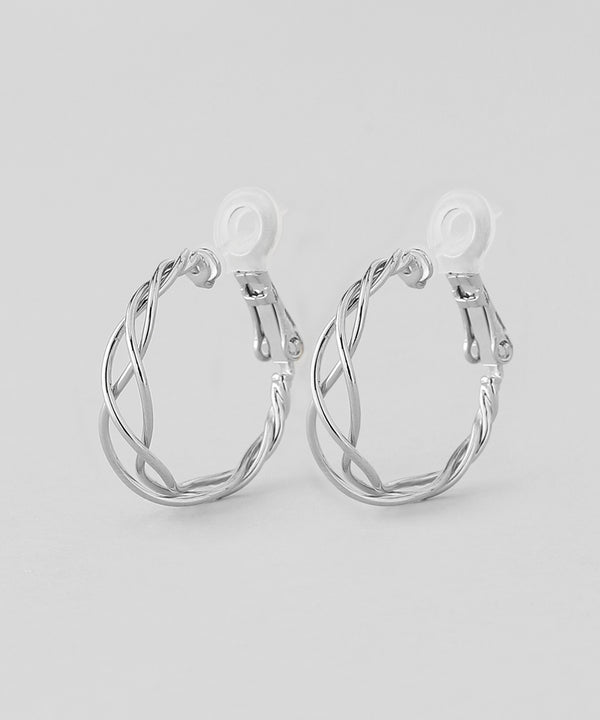 ツイストメタルフープピアス