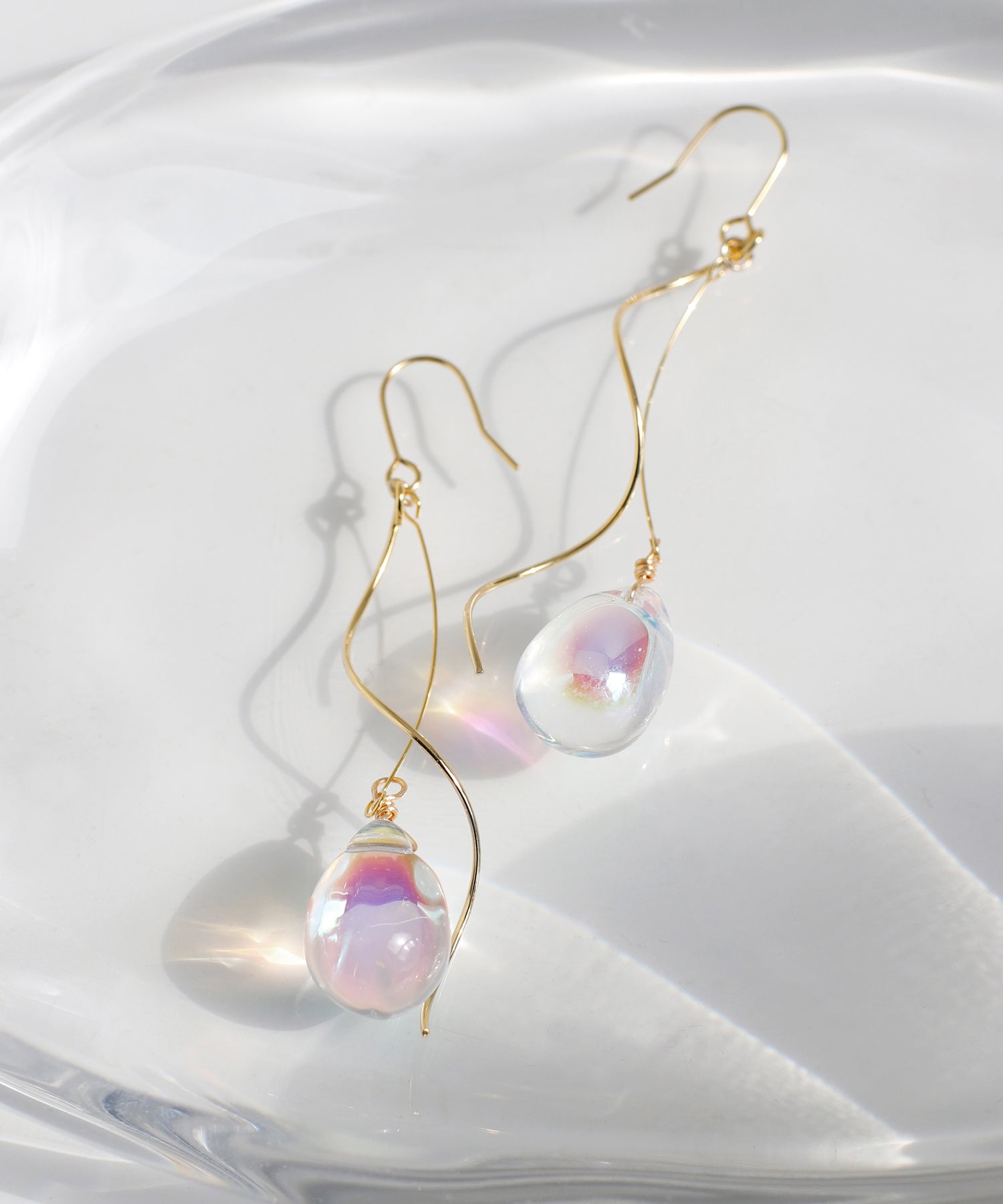ANEMONE】オーロラガラスドロップフックピアス｜SANPO ONLINE(サンポー