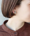 Chic colored earrings with shiny plates [oval]