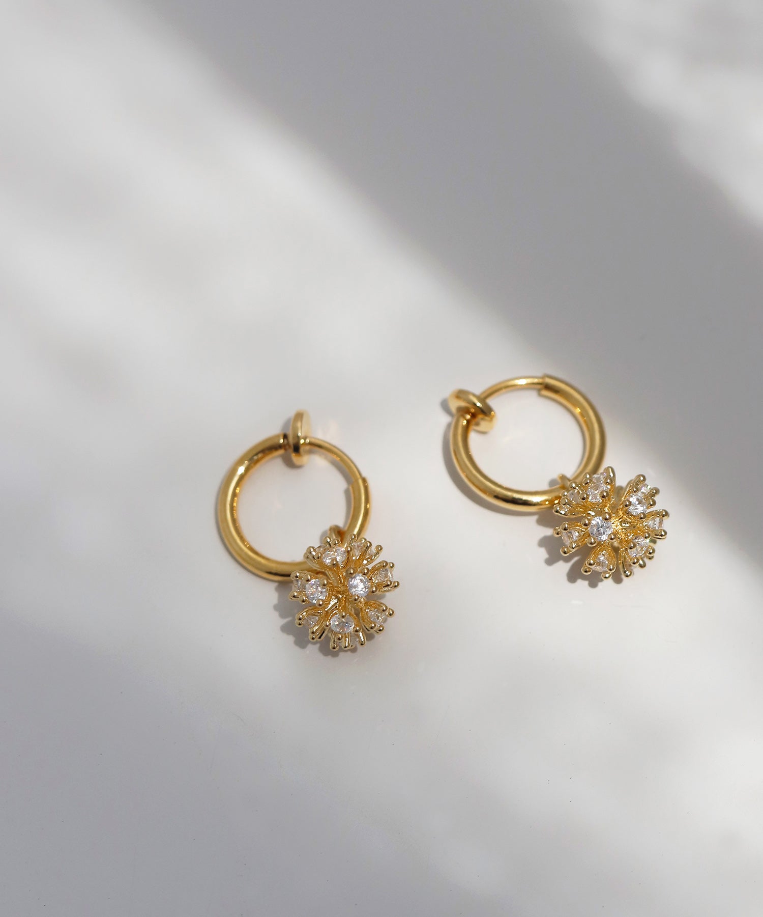 mimi33】ビジューボールイヤリング[Basic]｜SANPO ONLINE(サンポー