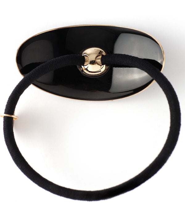 シックカラーの艶めきオーバルヘアゴム