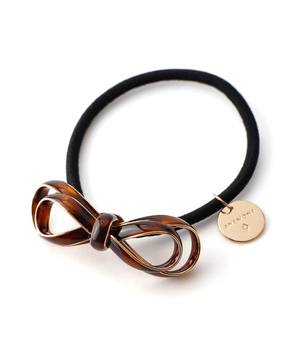 シックカラーの艶めきリボンヘアゴム