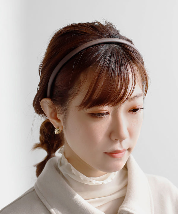 レザー調スリムカチューシャ