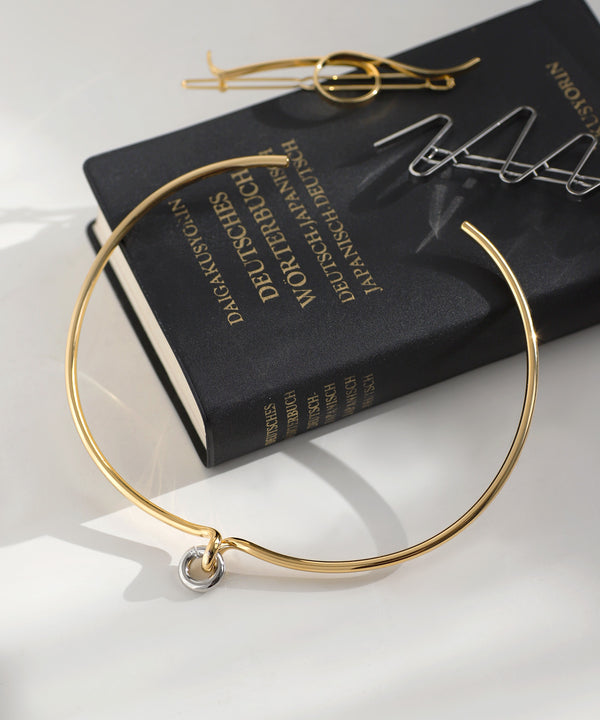 Combination color metal choker