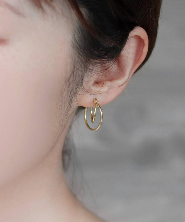 ダブルラインフープピアス