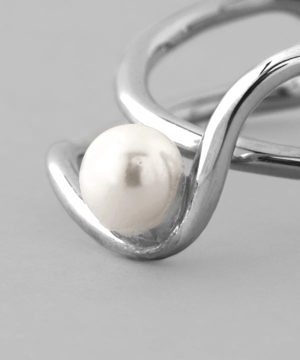 Pearl x Wave Line Ring