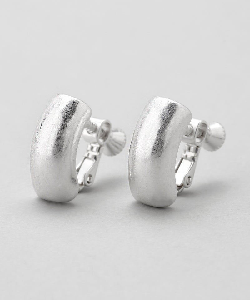 カーブマットメタルイヤリング