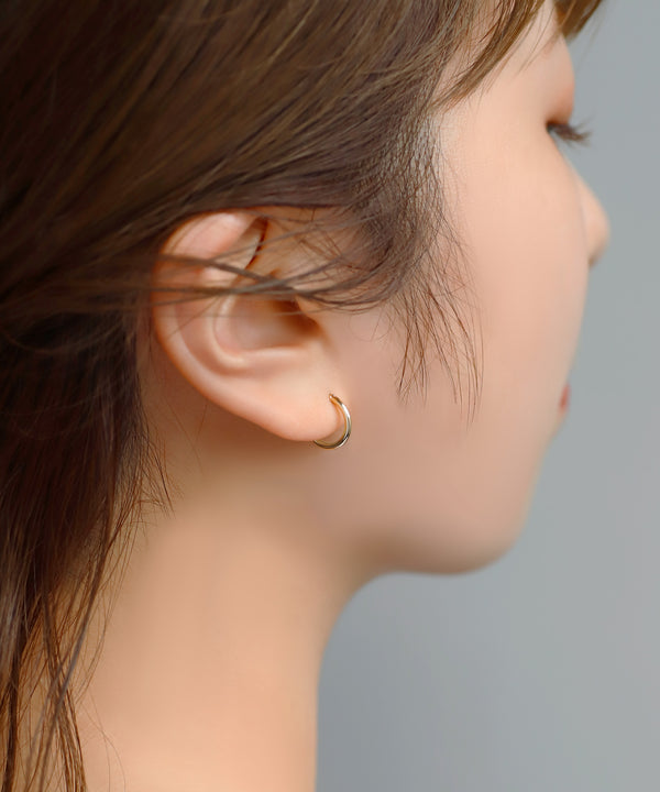 メタルフープピアス