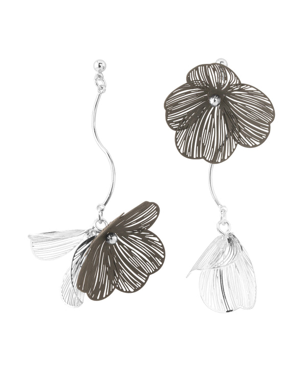 フラワーアシメピアス