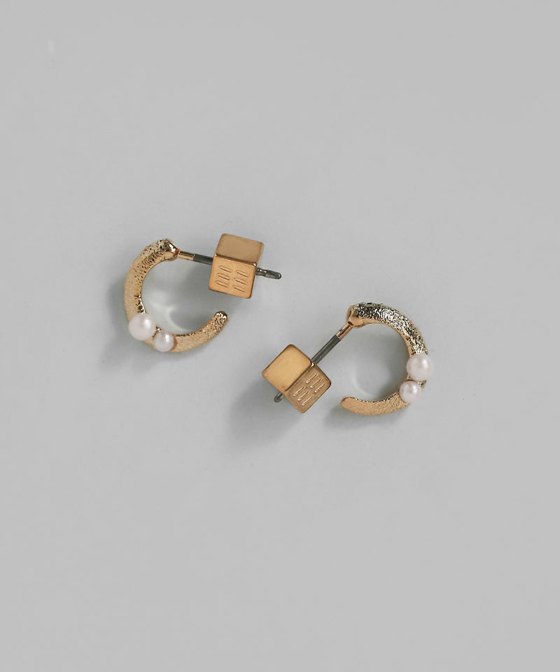 パールフープピアス[Sheerchic]