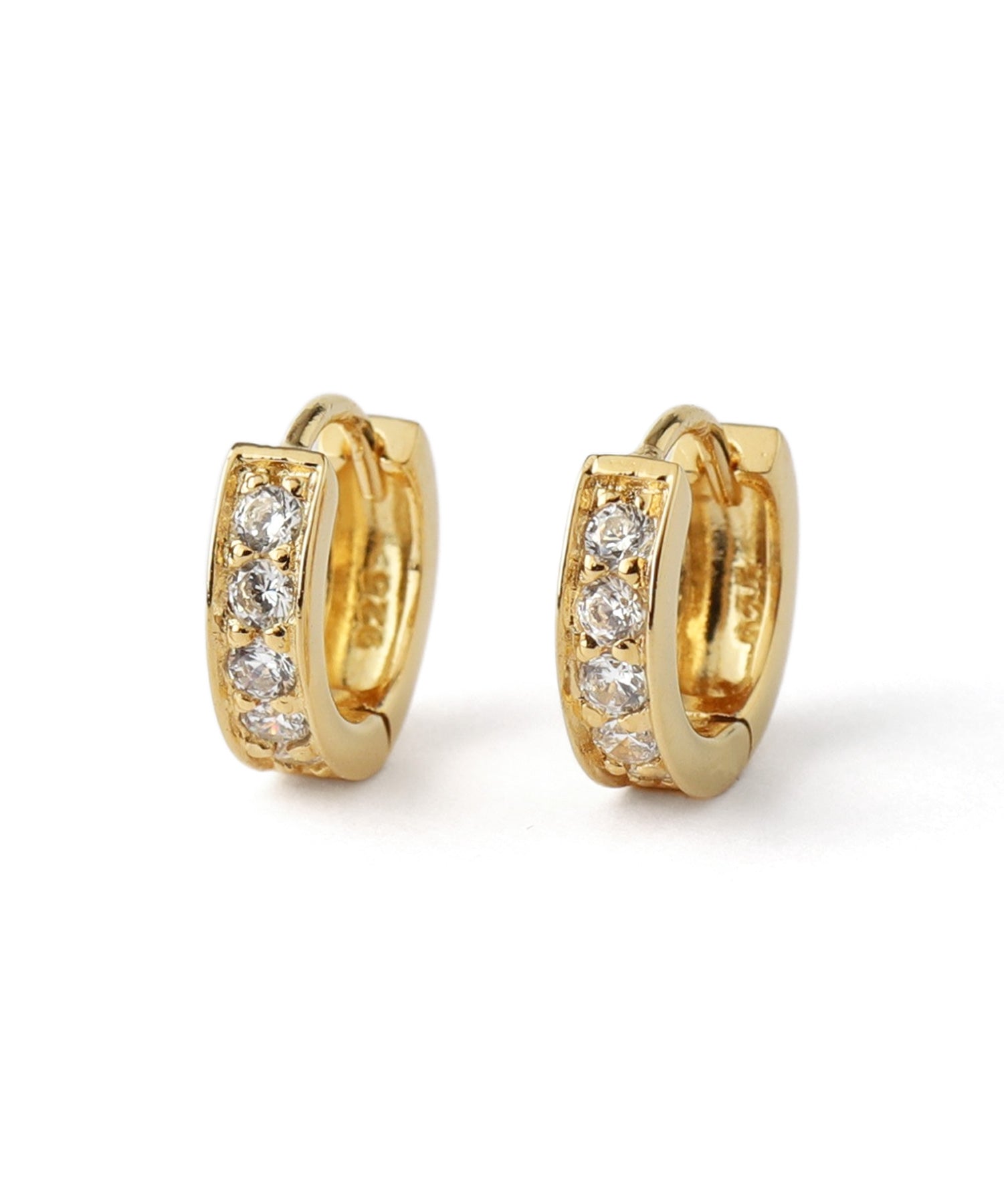 スワロフスキー　クリアビジューフープサークルピアス セール】スワロフスキークリスタル フープピアス / サージカル