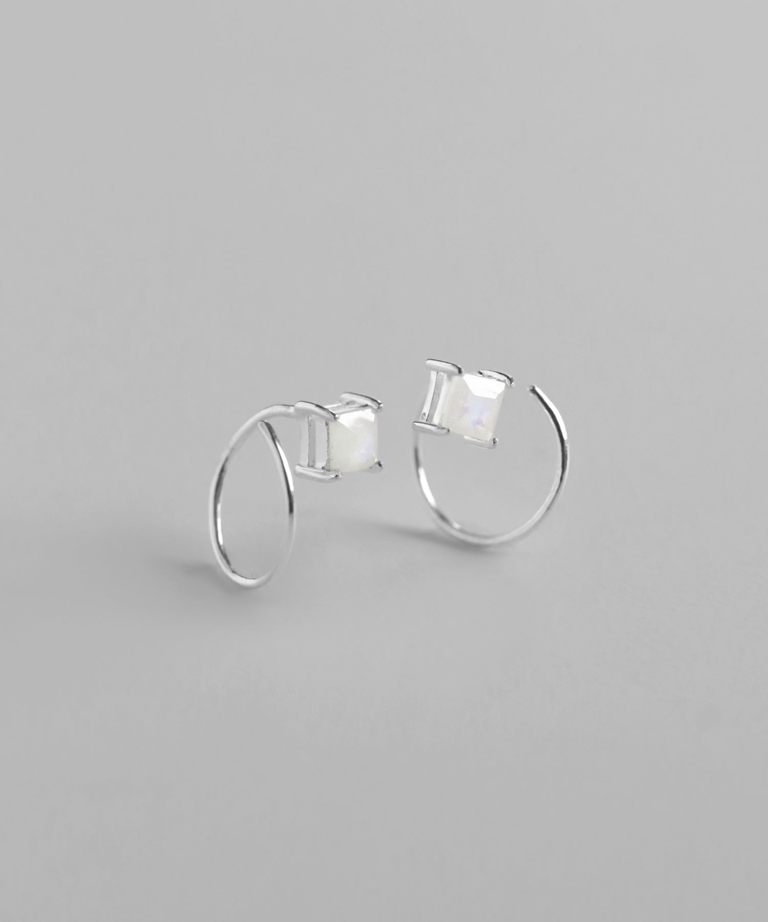 mimi33】天然石コイルピアス[silver925][Basic]｜アネモネ・シエナロゼ