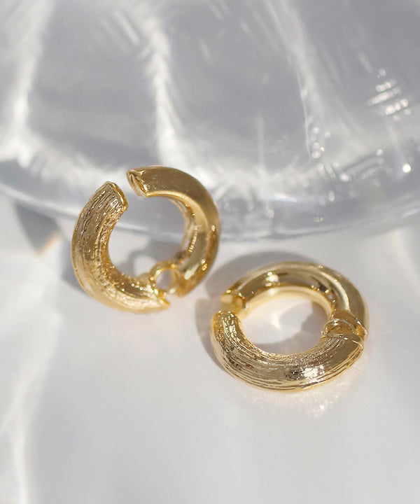 Half Satina Clutch Earrings