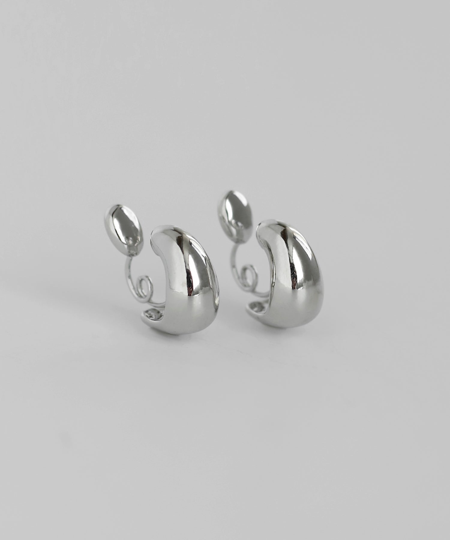 mimi33】メタルフープイヤリング[ドロップ][Basic]｜SANPO ONLINE