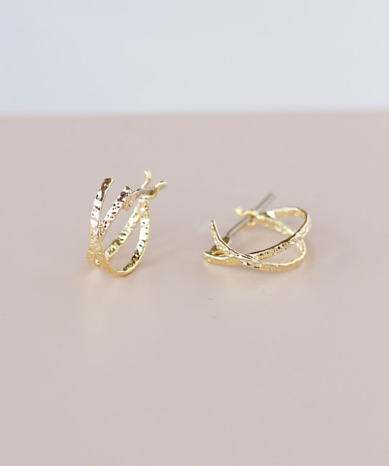 クロスラインフープピアス[Sheerchic]