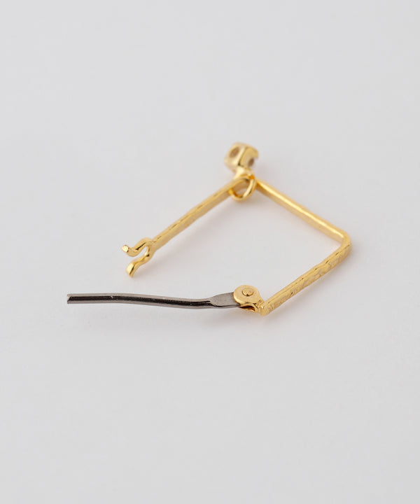 ビジュー×スクエアピアス[Sheerchic]
