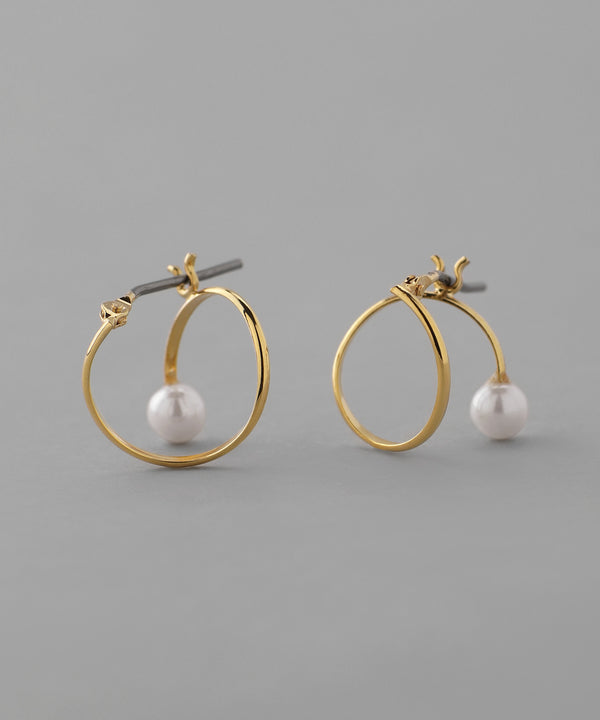 パール×コイルピアス[Sheerchic]