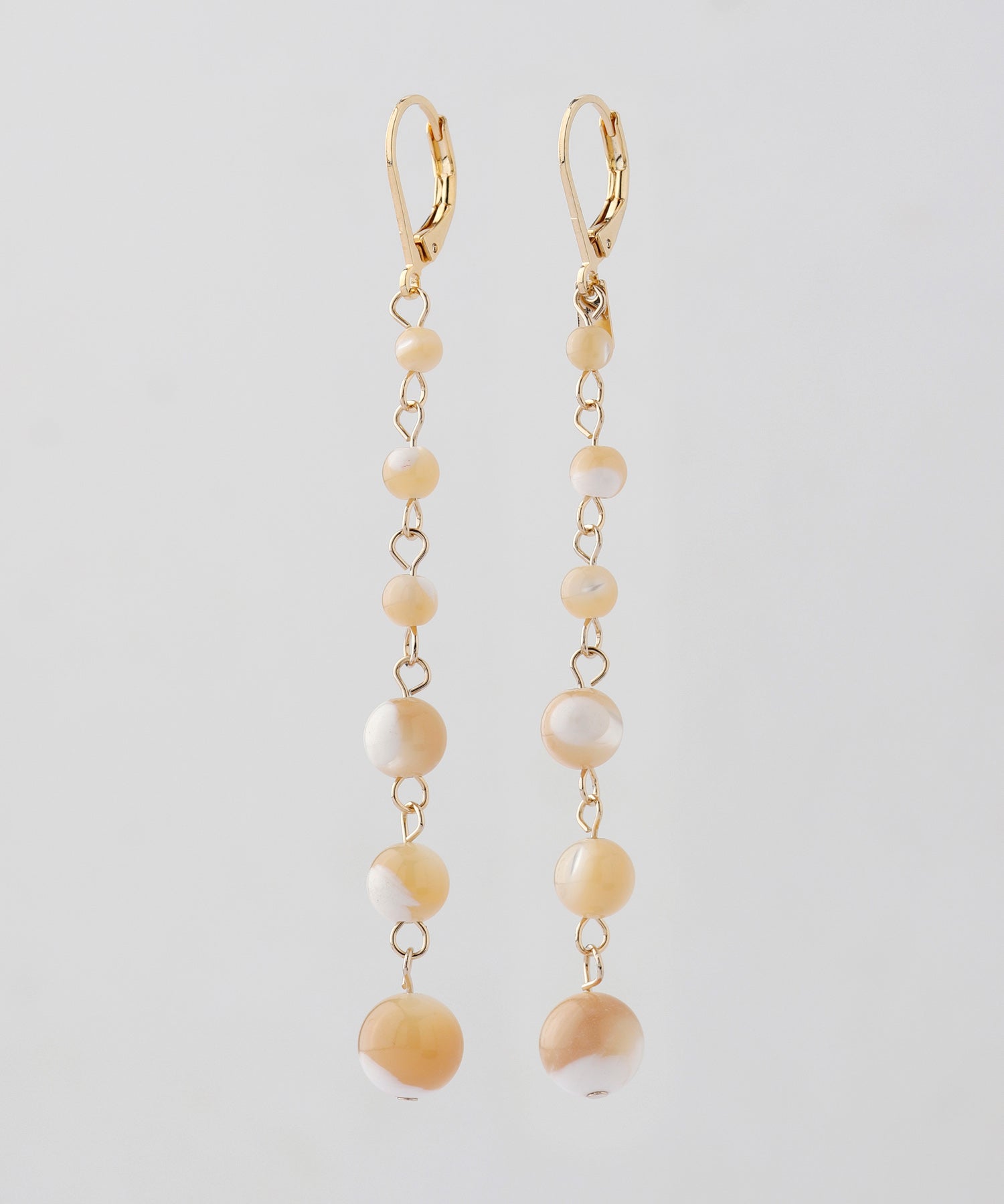 mimi33】マザーオブパールピアス[Sheerchic]｜SANPO ONLINE(サンポー