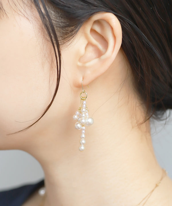 連なりパールフックピアス