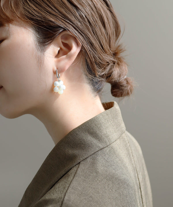 シェルフラワーフープピアス[Ownideal]