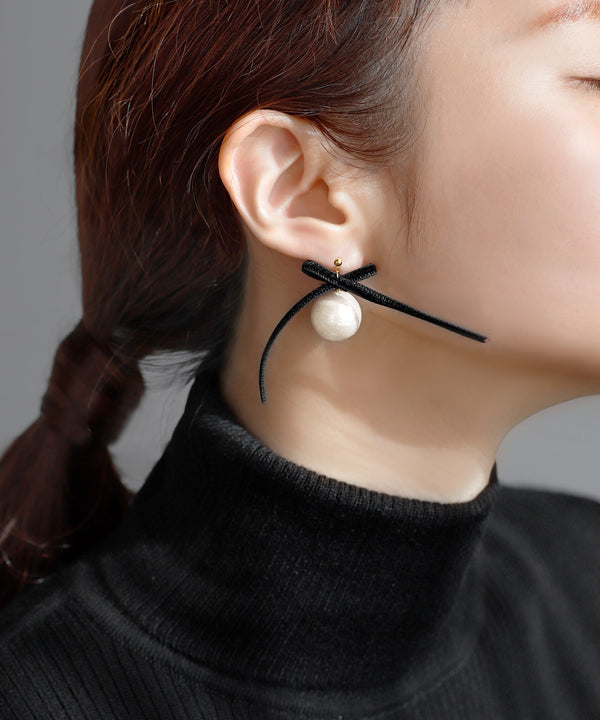 ベルベットリボン×コットンパールピアス