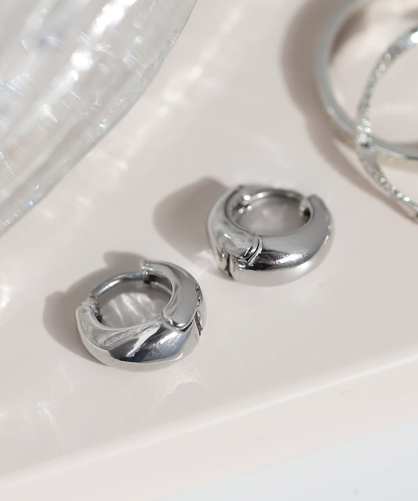 ドロップラインミニフープピアス