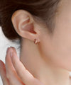 ウェーブミニフープピアス