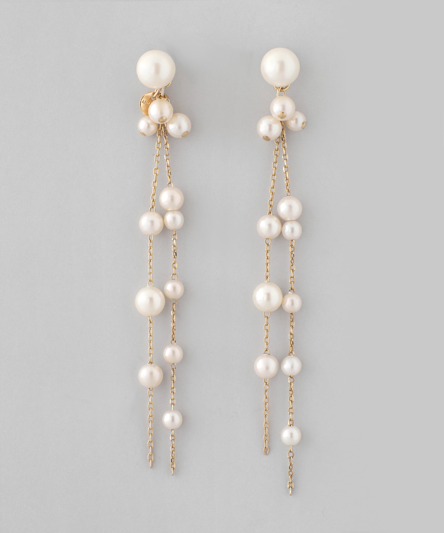 組曲　KIOWG パール フック型3wayピアス 付替チャーム付 ANEMONE】パール×チェーンバックキャッチピアス｜SANPO ONLINE