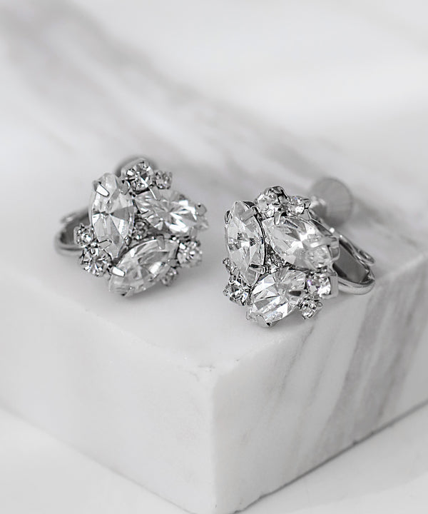 Round jeweled earrings