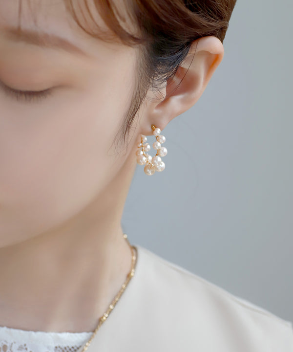 パールラインフープピアス