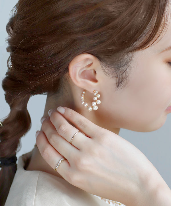 パールラインフープピアス