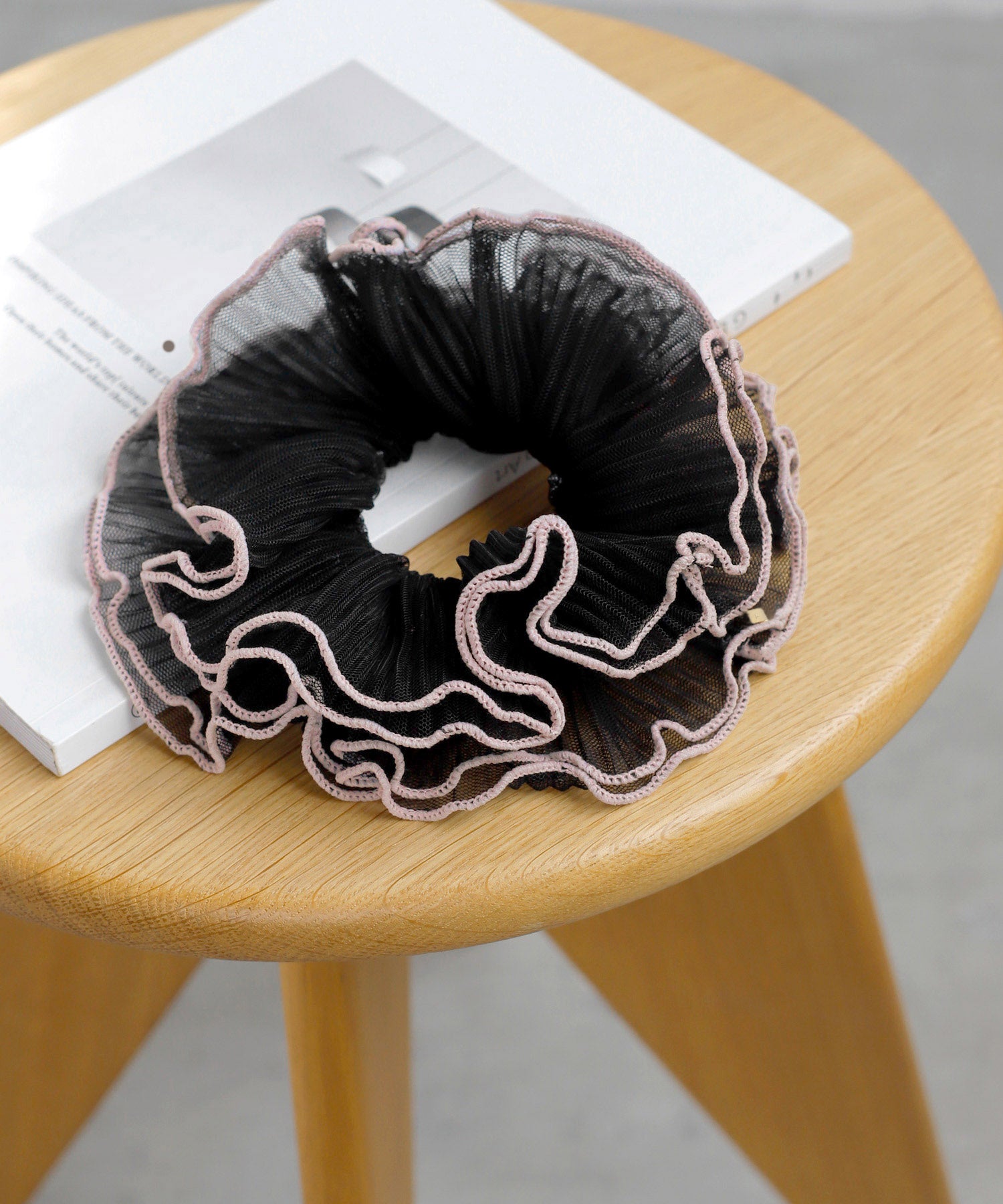 ANEMONE】【ノベルティー対象】シアープリーツシュシュ｜アネモネ