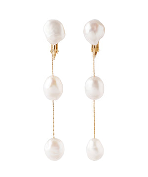 連なりパールが揺れるロングイヤリング[A]