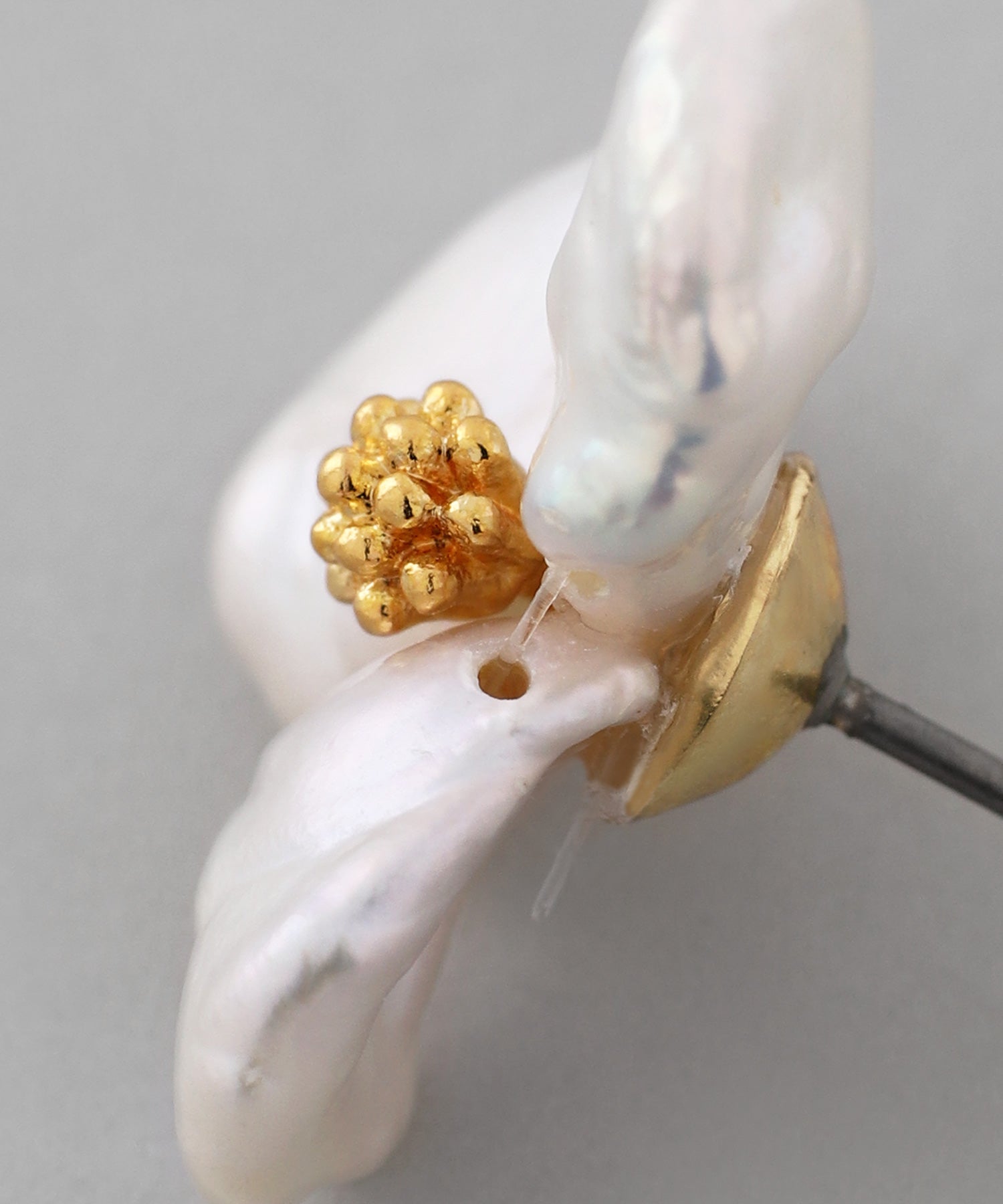 mimi33】淡水パールフラワーピアス[Sheerchic]｜アネモネ・シエナロゼ