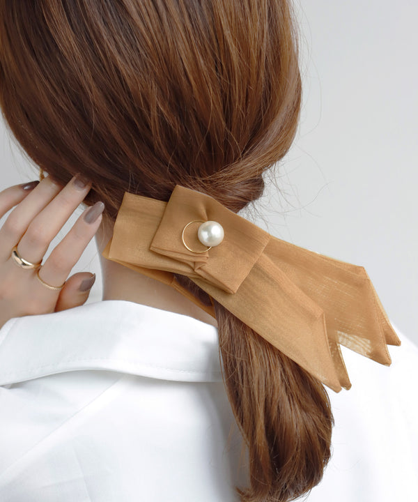 パールポイントのリボンバナナクリップ