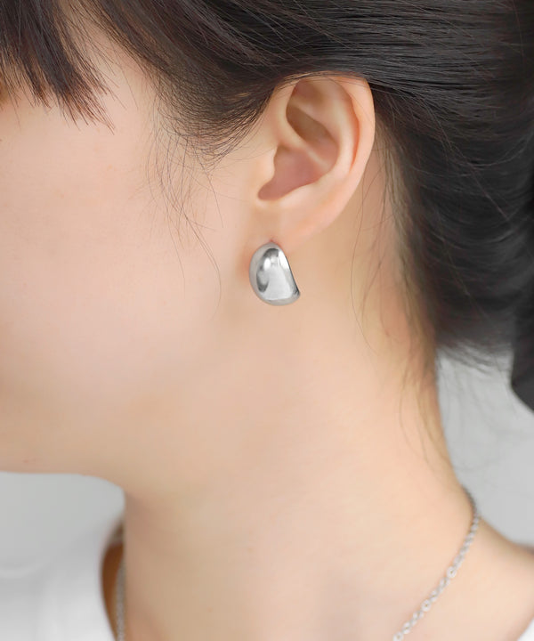 【ステンレス】ボリュームメタルピアス