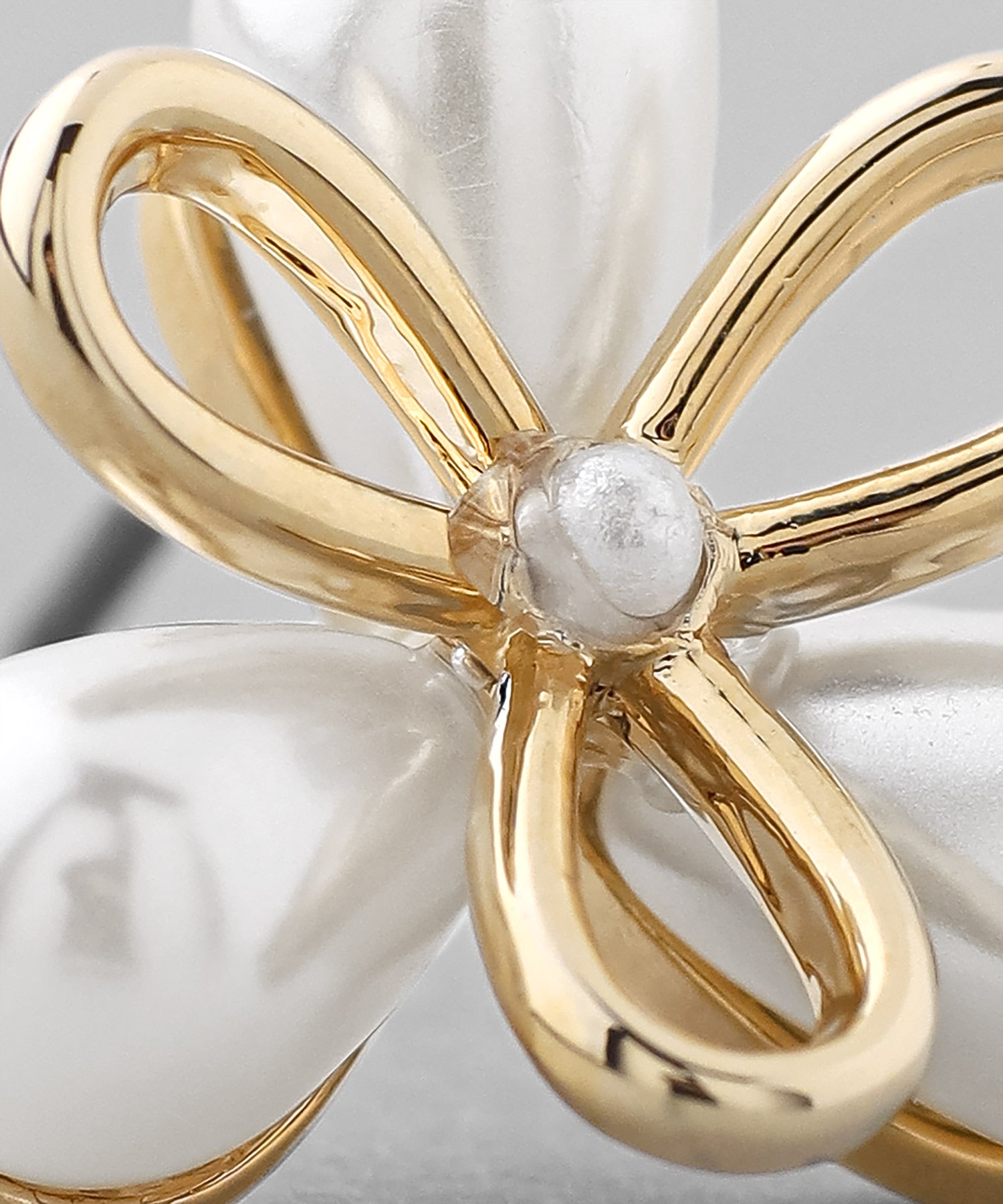 アネモネ(pearl　ピアス)新品 アネモネ スノードロップ ピアス - パールホワイト – melmomilk design