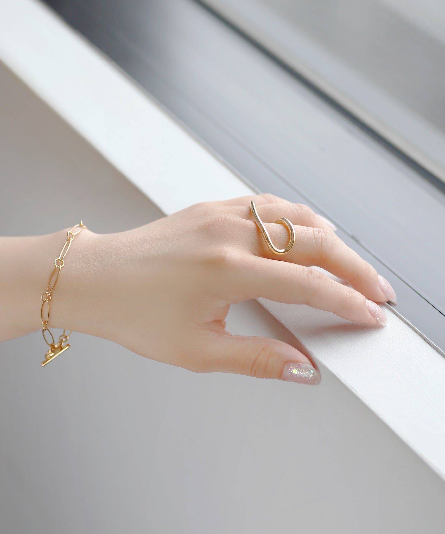 財を呼ぶ魚神アナンタ　地底から湧き上がる金運　プラクルアン　21号　指輪　リング 楽天市場】【唯一無二。圧倒的な存在感】リング 指輪 レディース 22金