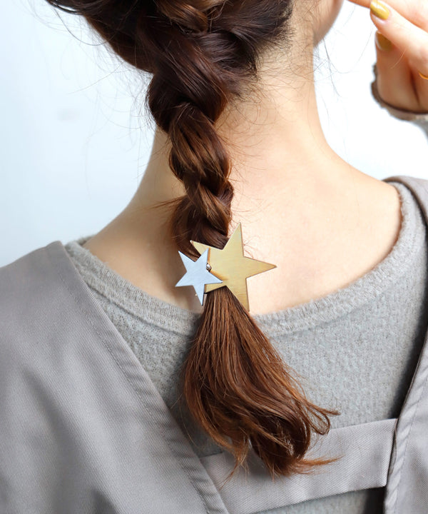 メタリックスタープレートのヘアゴム