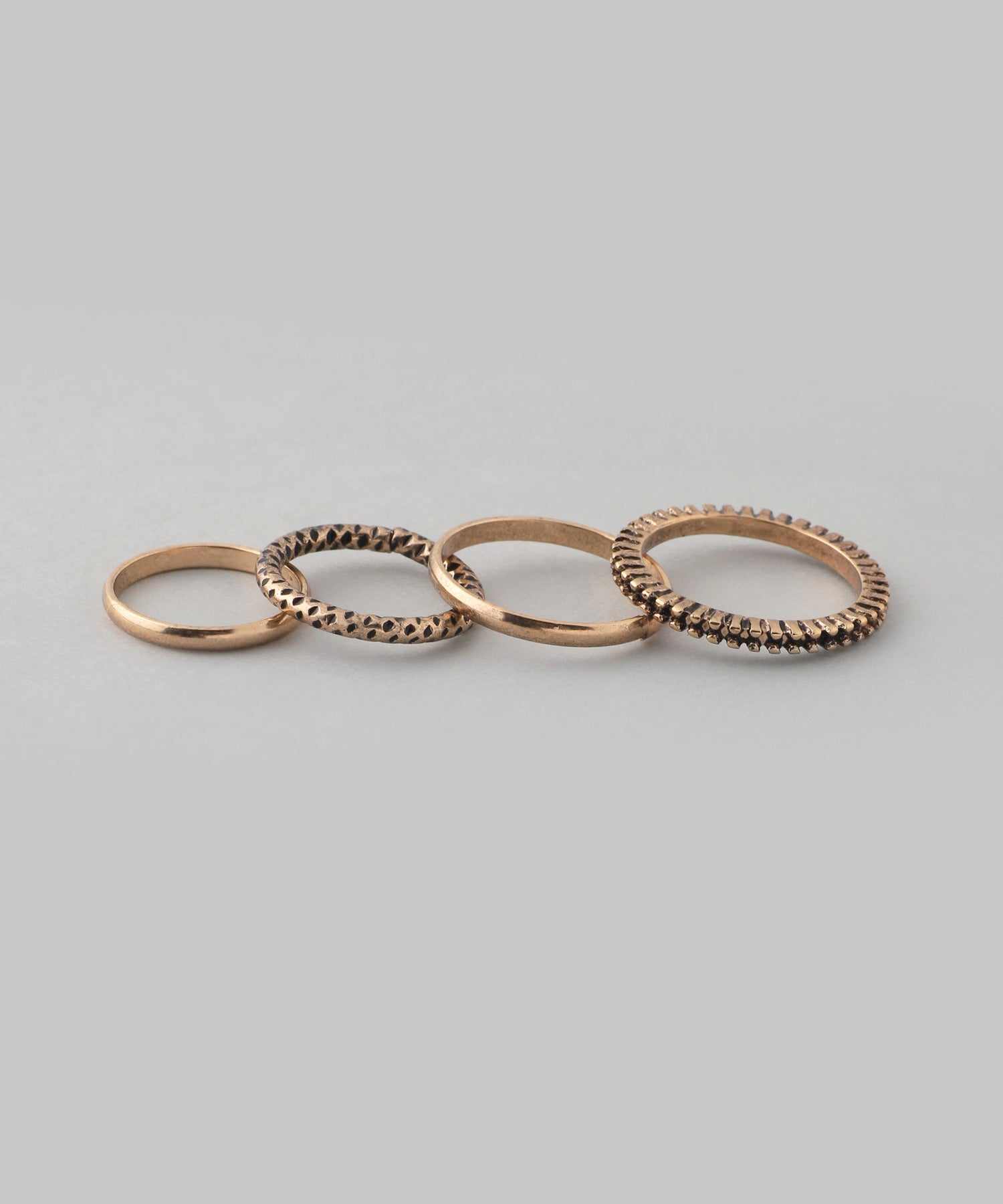 ANEMONE】マルチデザインストーンメタルリング[8本セット]｜SANPO