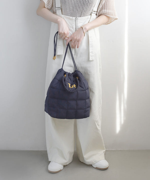 [Trideep] Weekly quilted 2-way bag