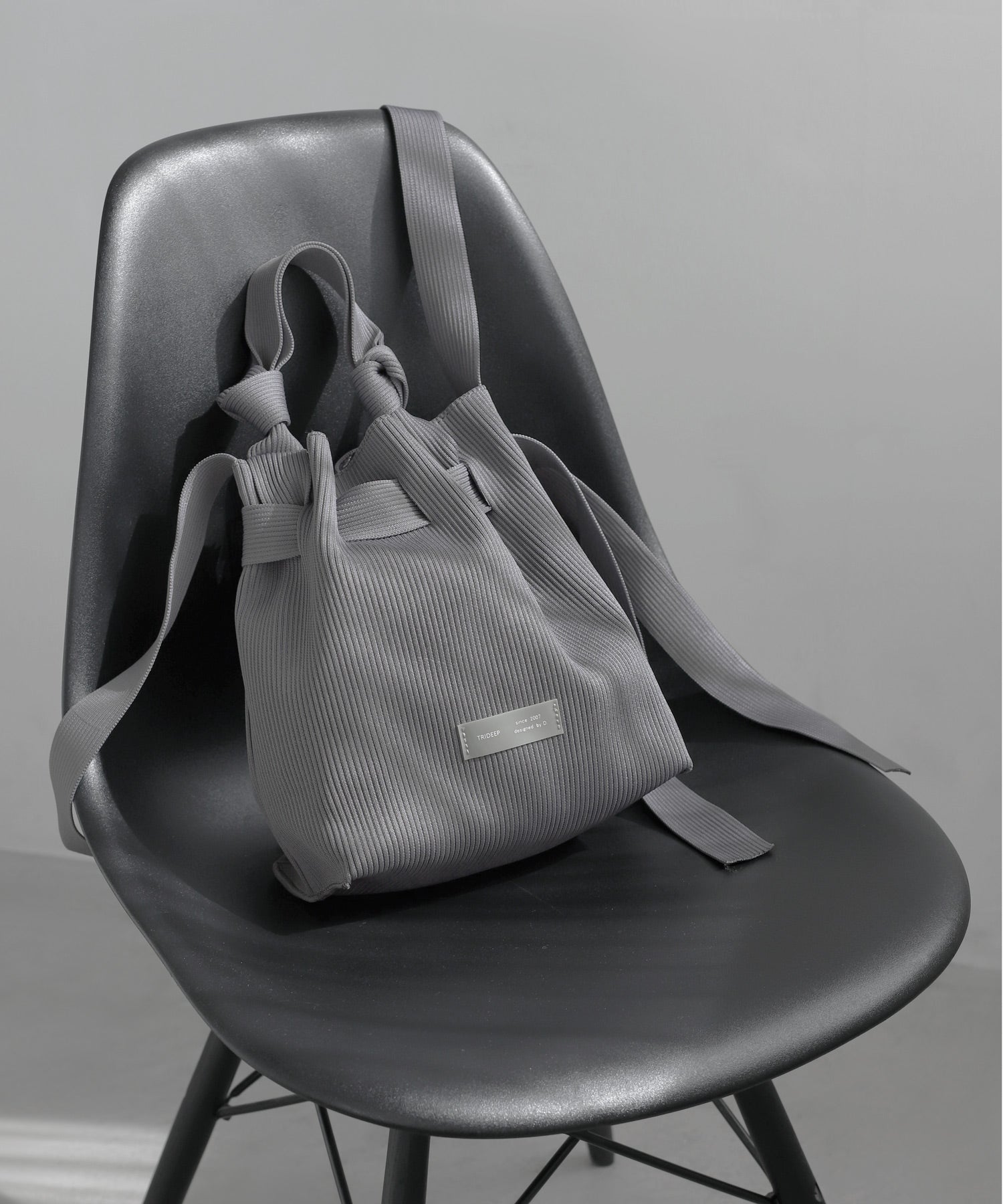 【新品未使用】グラムリップス　バックオープン スラブKNIT フーディー ANEMONE】【Trideep】リブニットショルダーバッグ｜アネモネ