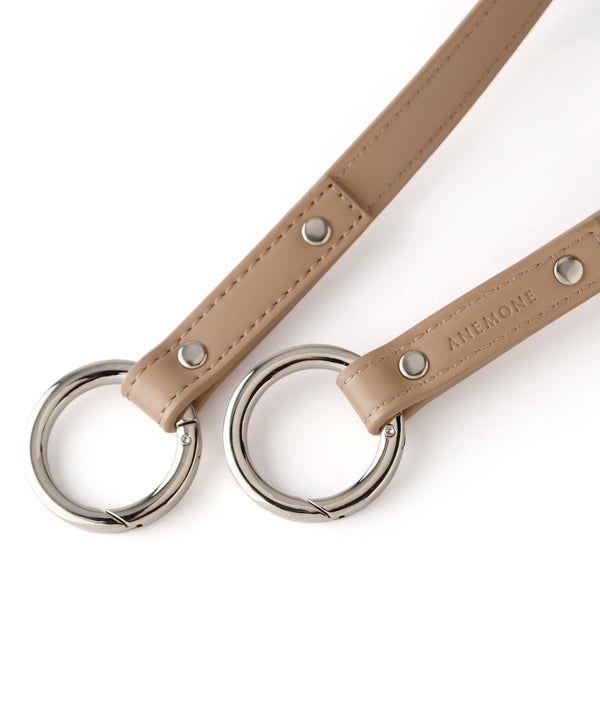 レザー調ショルダーストラップ